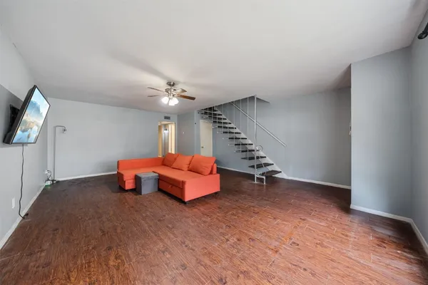 $90,000 | 8216 Fondren Road, Unit 8216, Houston, TX 77074