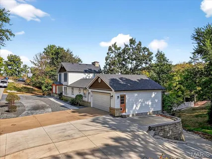 $649,900 | 9381 East Vista Drive, Hillsboro, MO 63050