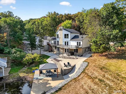 $649,900 | 9381 East Vista Drive, Hillsboro, MO 63050