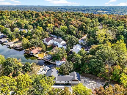 $649,900 | 9381 East Vista Drive, Hillsboro, MO 63050