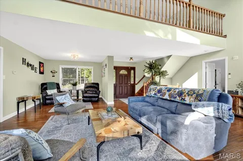 $649,900 | 9381 East Vista Drive, Hillsboro, MO 63050