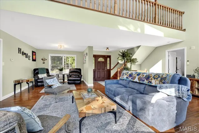 $649,900 | 9381 East Vista Drive, Hillsboro, MO 63050