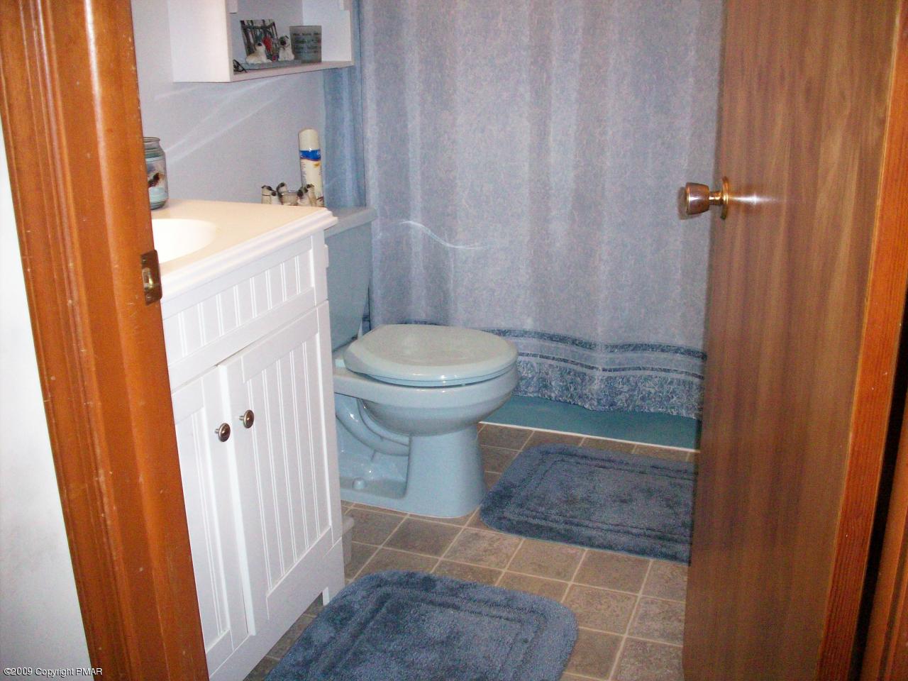 Woods Road Palmerton, PA 18071 - Photo 8 of 11 remodeled bath