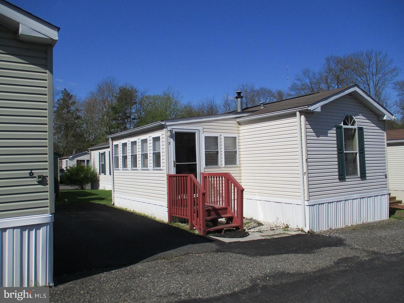 3900 Mount Road, Unit 7 Aston, PA 19014 - Photo 1 of 3 front