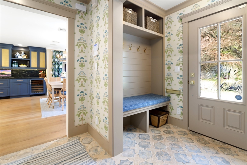 116 Locksley Road Lynnfield, MA 01940 - Photo 22 of 42 Gallery Image 22