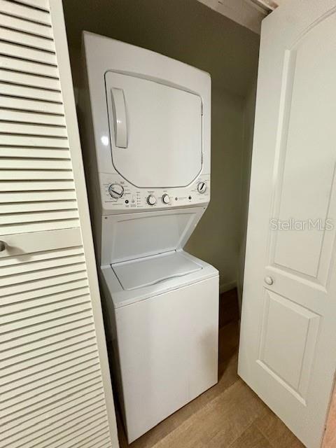 1550 South Belcher Road, Unit 211 Clearwater, FL 33764 - Photo 16 of 26 a utility room with dryer and washer