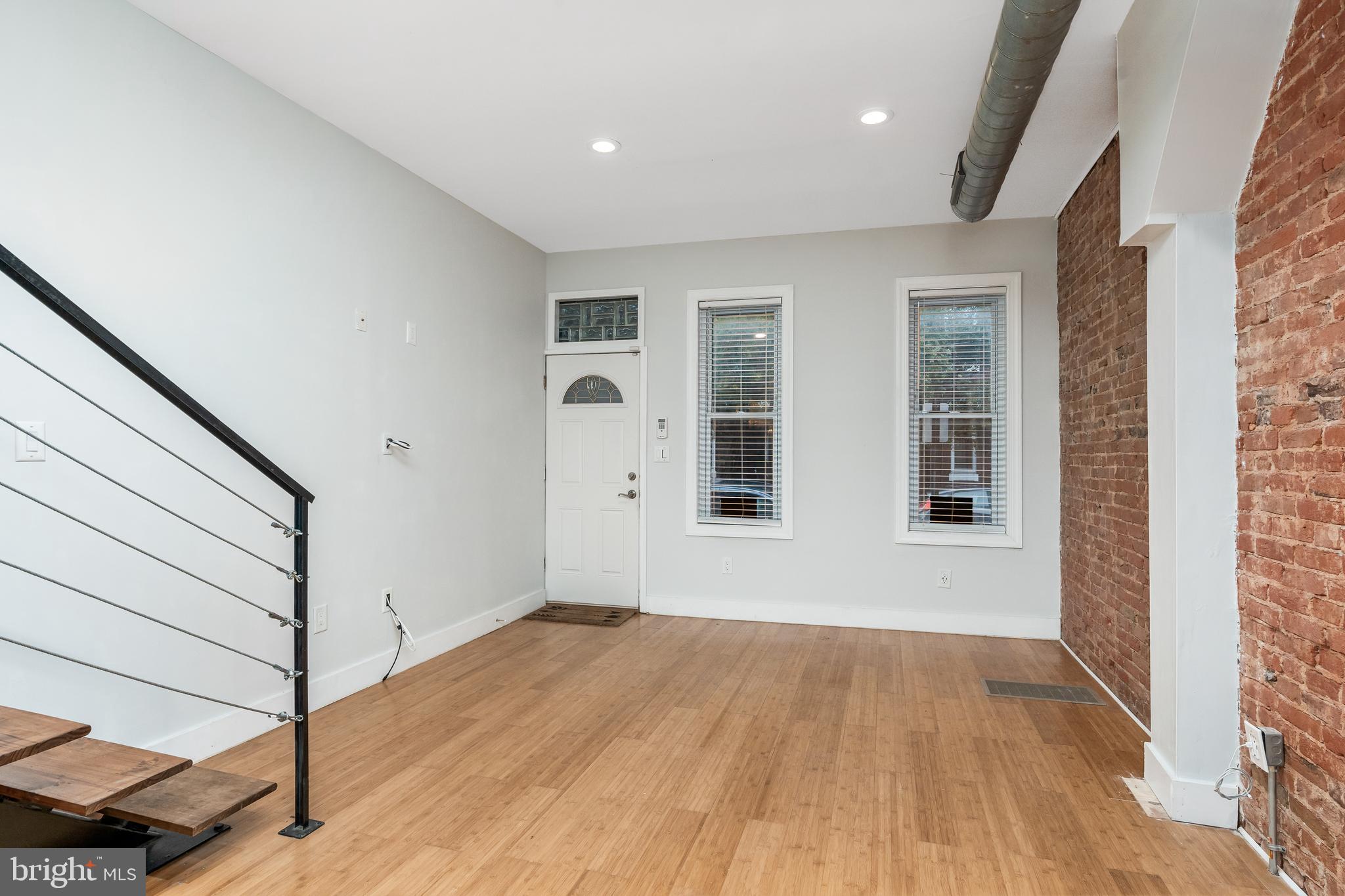 457 Moyer Street Philadelphia, PA 19125 - Photo 4 of 25