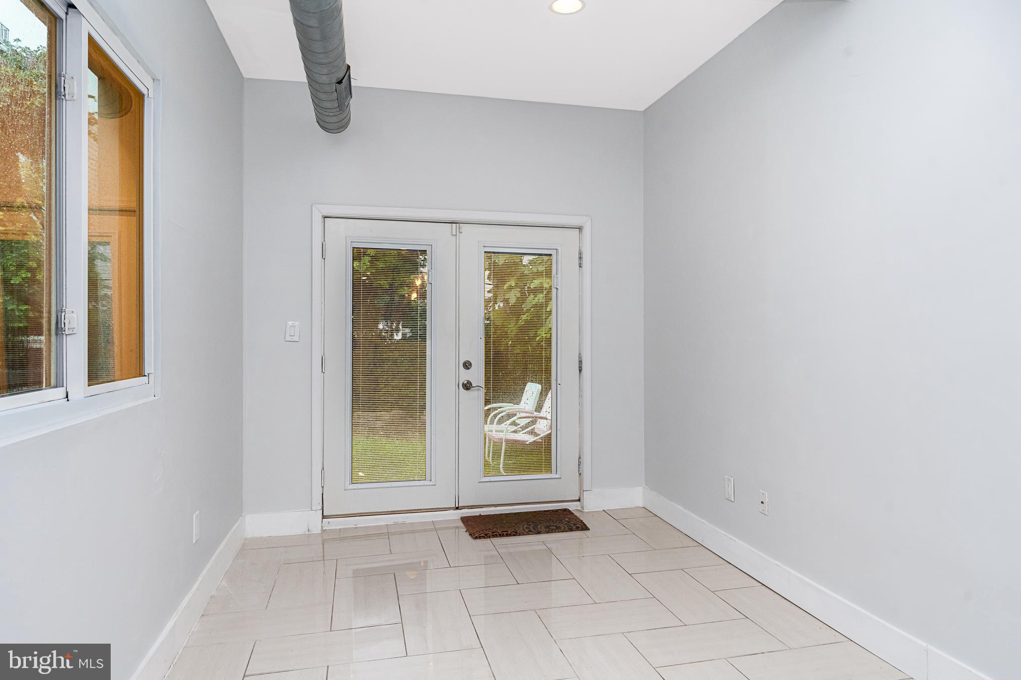 457 Moyer Street Philadelphia, PA 19125 - Photo 9 of 25