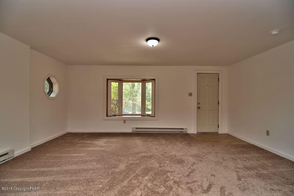 1103 Cameron Road Effort, PA 18330 - Photo 17 of 40 a view of room with window