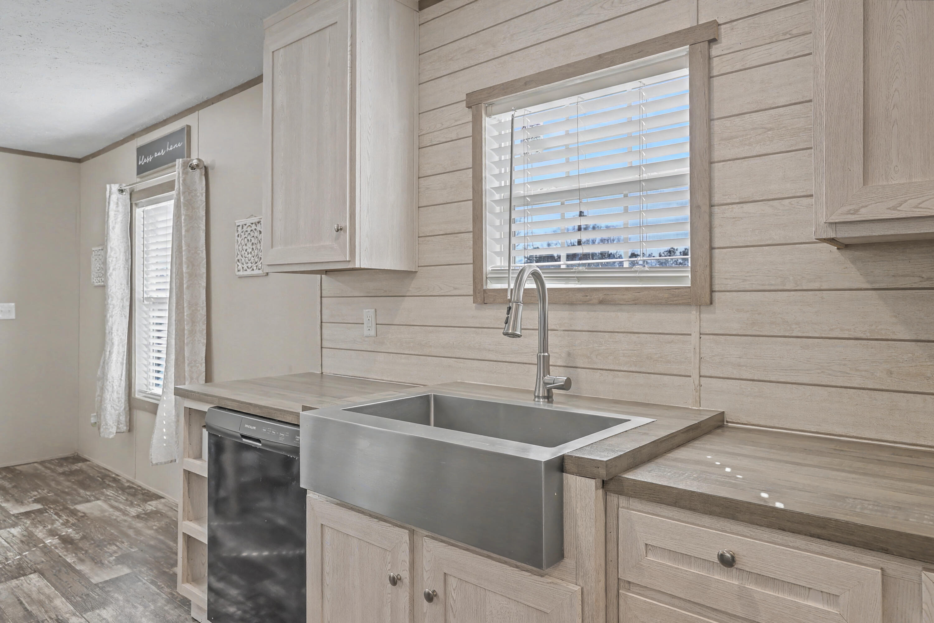 964 Tiger Loop St. Stephen, SC 29479 - Photo 15 of 39 Kitchen