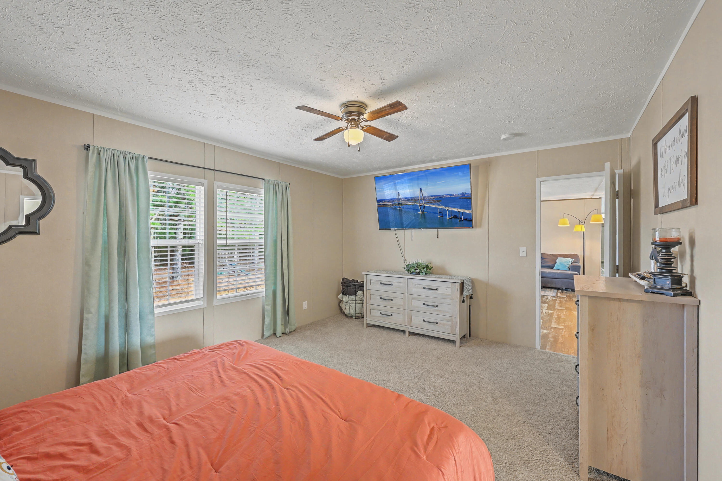 964 Tiger Loop St. Stephen, SC 29479 - Photo 22 of 39 Owner's Suite