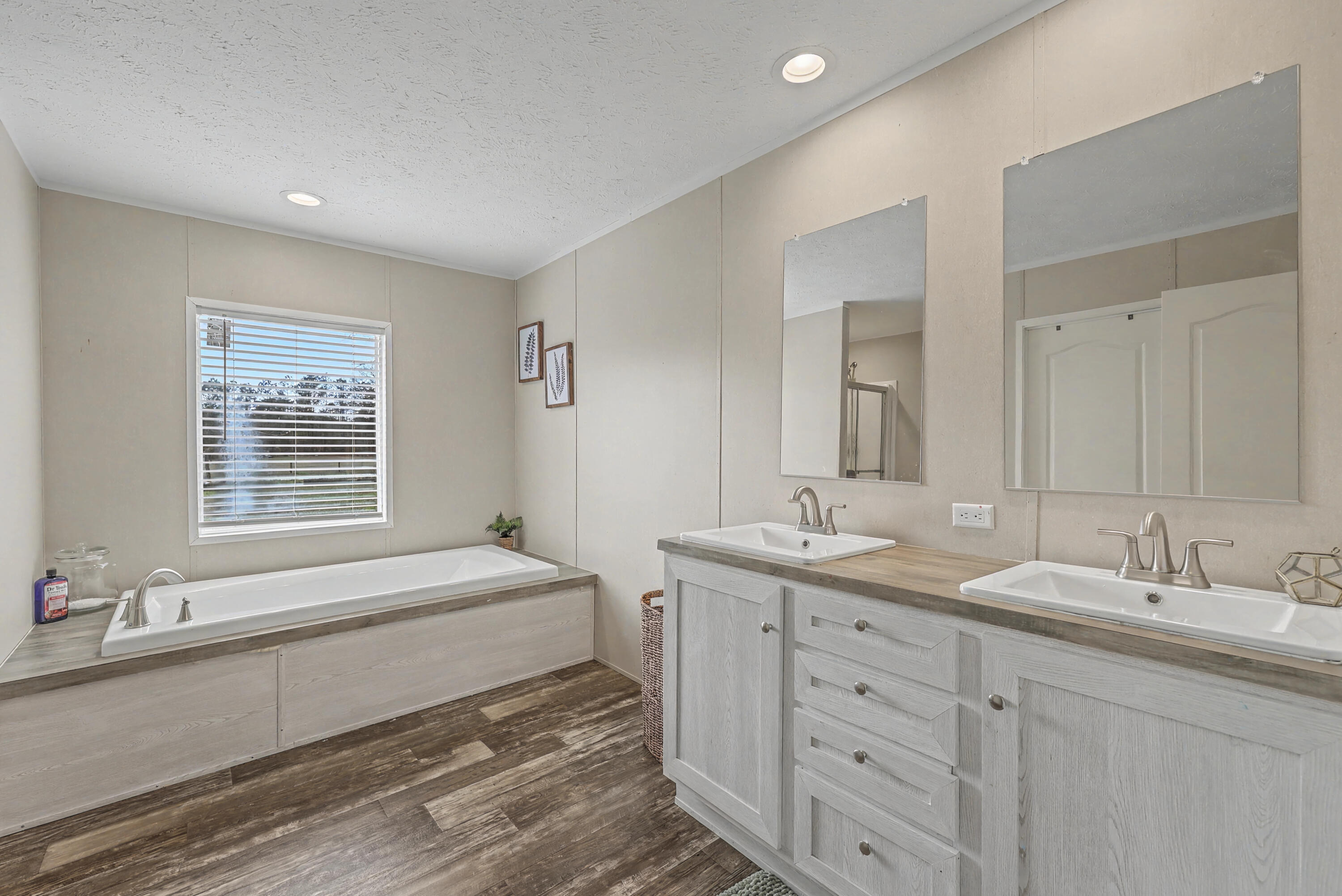 964 Tiger Loop St. Stephen, SC 29479 - Photo 23 of 39 Ensuite