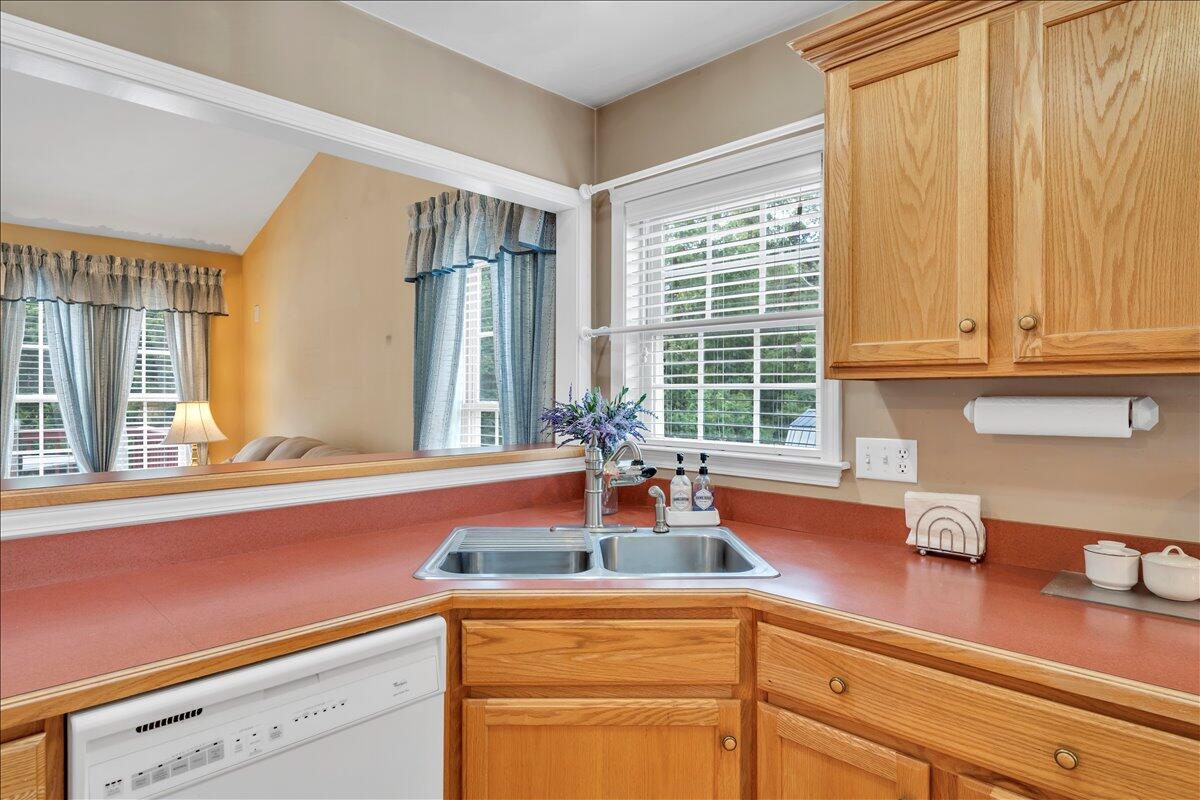 201 Eagle Ridge Roanoke, VA 24012 - Photo 13 of 52 13-MIB05400