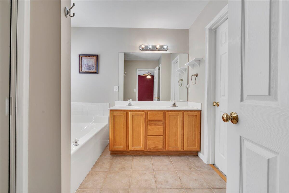 201 Eagle Ridge Roanoke, VA 24012 - Photo 20 of 52 20-MIB05439