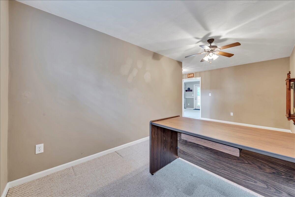 201 Eagle Ridge Roanoke, VA 24012 - Photo 28 of 52 28-MIB05469