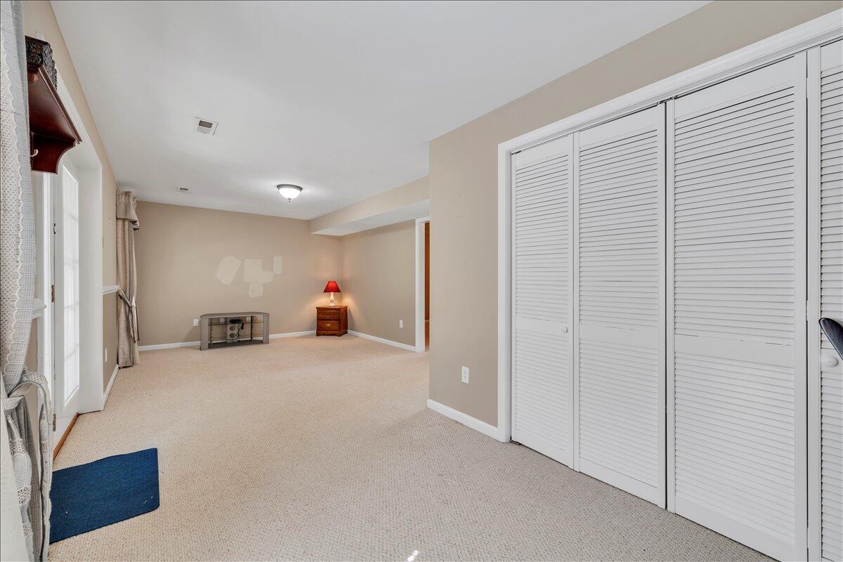 201 Eagle Ridge Roanoke, VA 24012 - Photo 32 of 52 32-MIB05487
