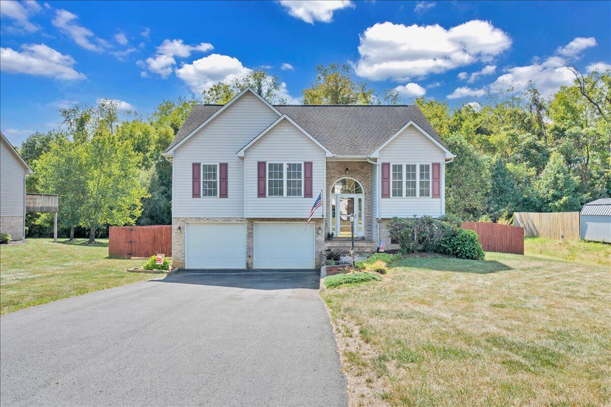 201 Eagle Ridge Roanoke, VA 24012 - Photo 49 of 52 49-MIB05526
