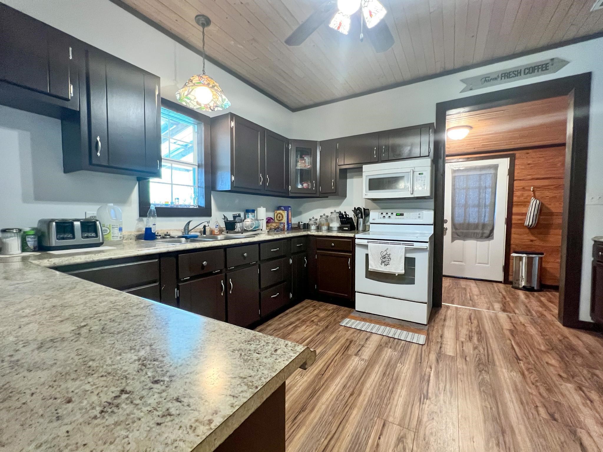 191 East Center Street Perry, FL 32348 - Photo 1 of 29 Gallery Image 1