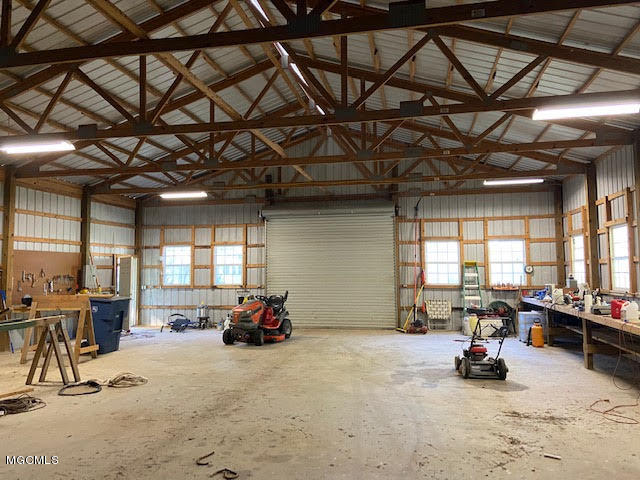 9321 Jim Ramsay Road Vancleave, MS 39565 - Photo 15 of 17 inside shop