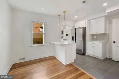 $2,500 | 1530 Howard Road Southeast, Washington, DC 20020