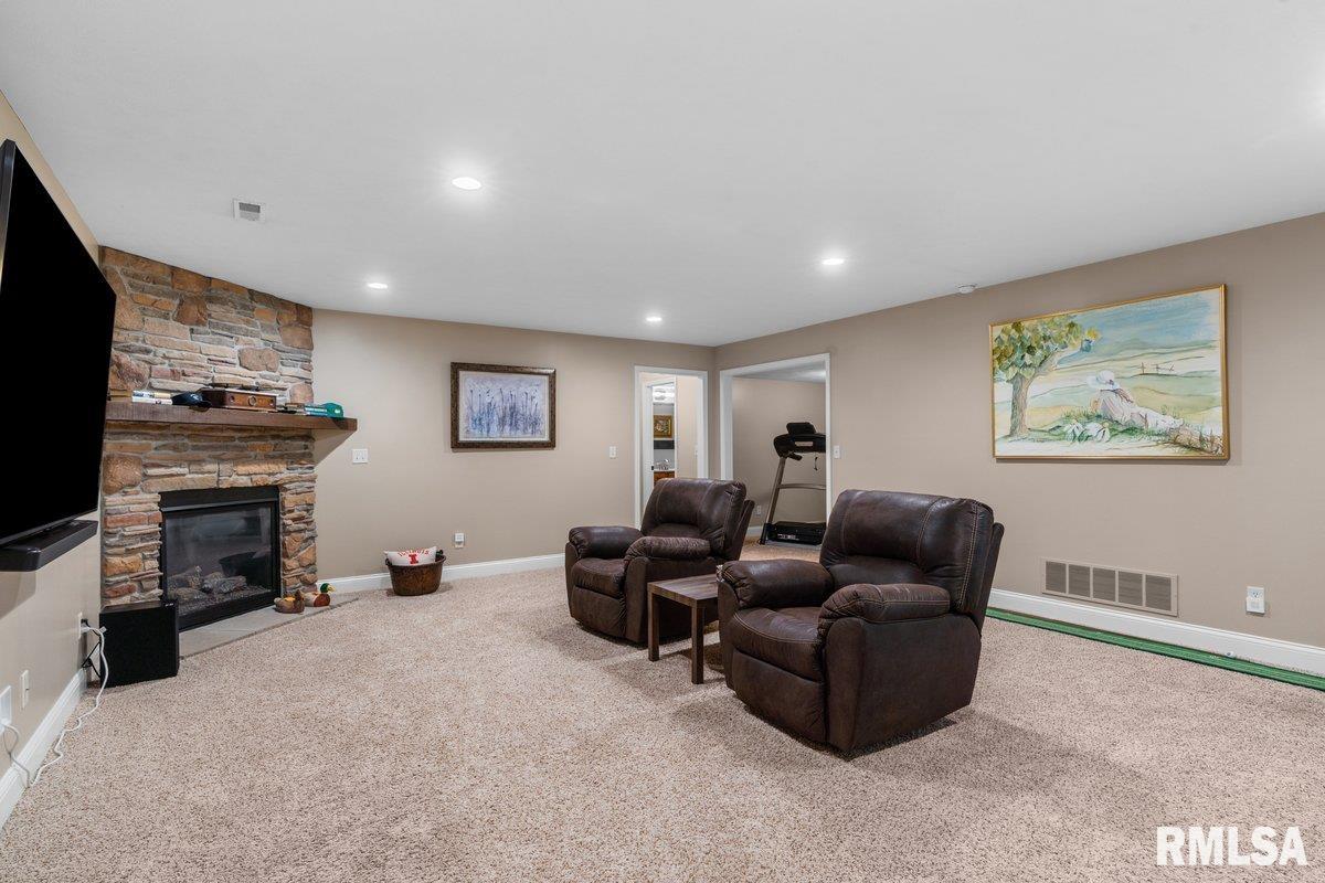 1401 Meadow Rue Drive Springfield, IL 62712 - Photo 31 of 55 Gallery Image 31