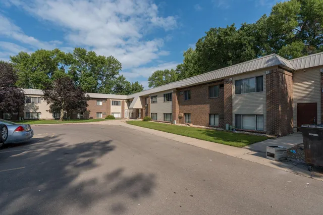 $799,900 | 3200 Maple Avenue, Slayton, MN 56172