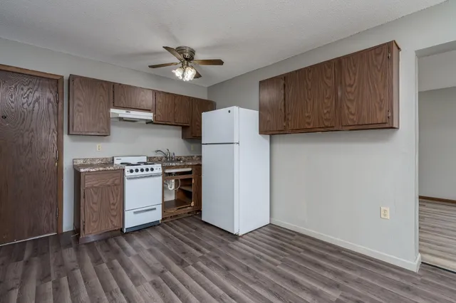 $799,900 | 3200 Maple Avenue, Slayton, MN 56172