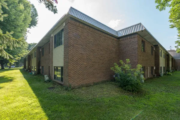 $799,900 | 3200 Maple Avenue, Slayton, MN 56172