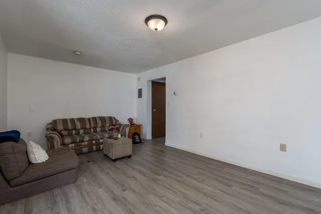 $799,900 | 3200 Maple Avenue, Slayton, MN 56172