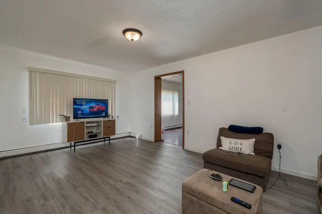 $799,900 | 3200 Maple Avenue, Slayton, MN 56172