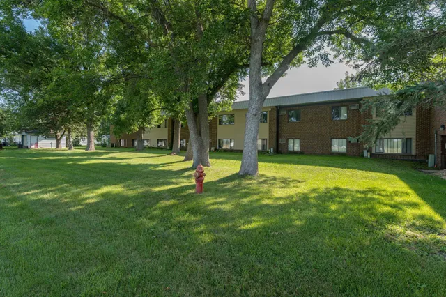 $799,900 | 3200 Maple Avenue, Slayton, MN 56172