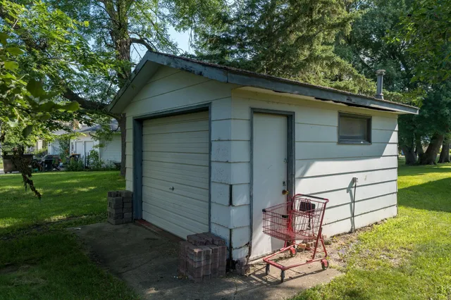 $799,900 | 3200 Maple Avenue, Slayton, MN 56172