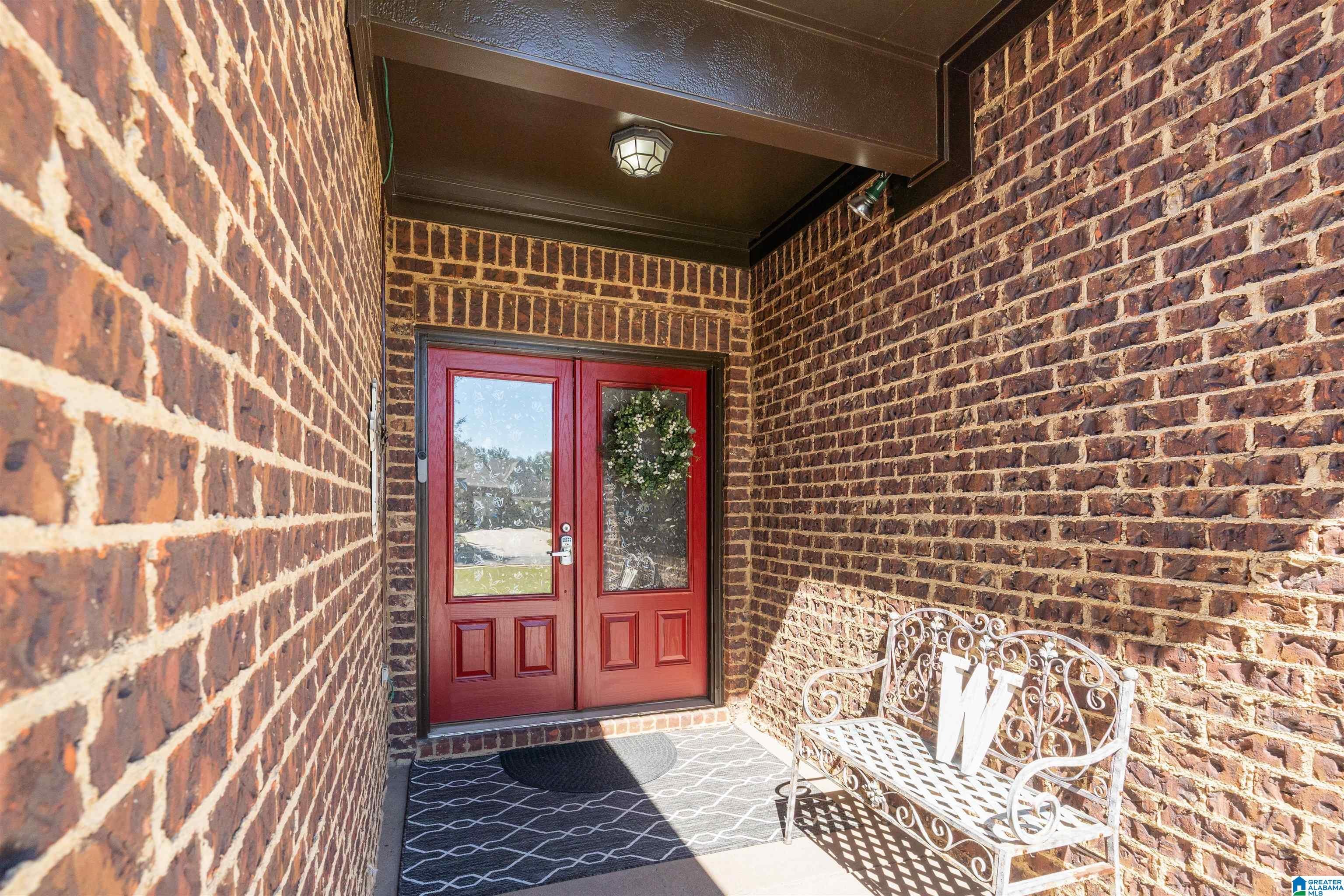 479 Heathersage Road Alabaster, AL 35114 - Photo 2 of 42 Gallery Image 2