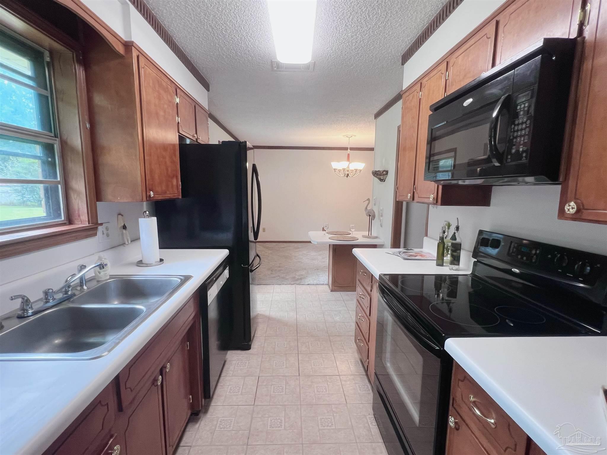2418 Ryale Road Cantonment, FL 32533 - Photo 12 of 41 Gallery Image 12
