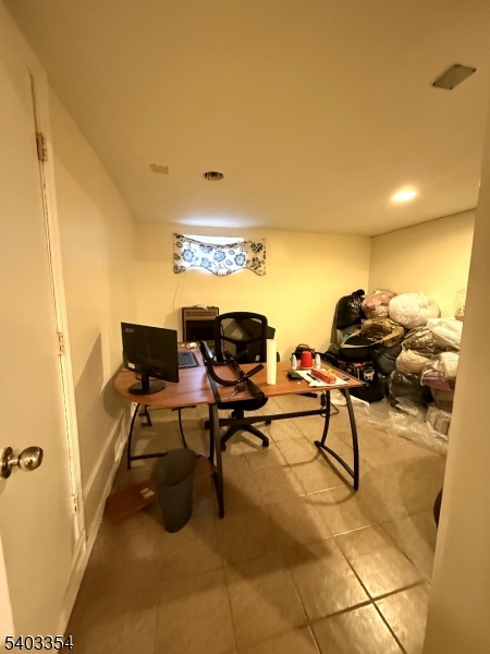 14 Colonial Road Roselle, NJ 07203 - Photo 14 of 18