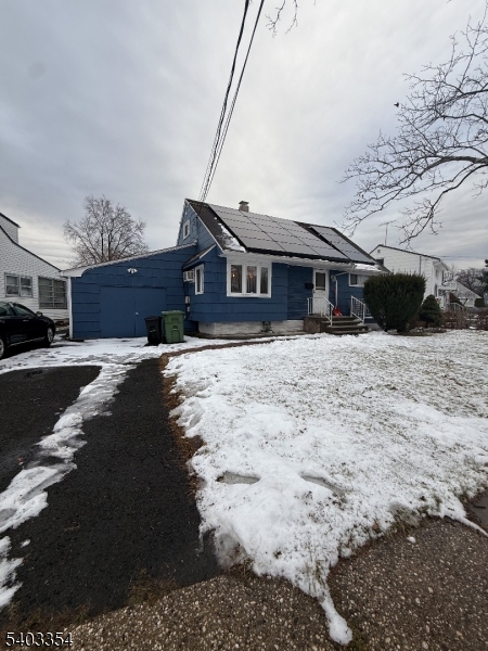 14 Colonial Road Roselle, NJ 07203 - Photo 2 of 18