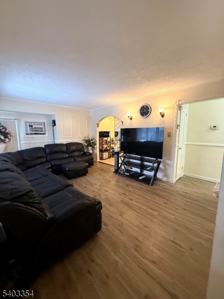 14 Colonial Road Roselle, NJ 07203 - Photo 5 of 18