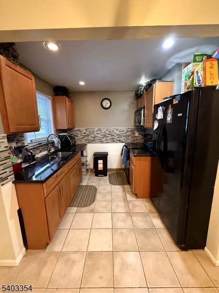 14 Colonial Road Roselle, NJ 07203 - Photo 6 of 18