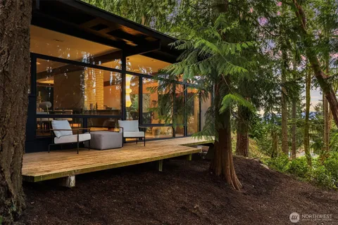a view of outdoor space yard and patio