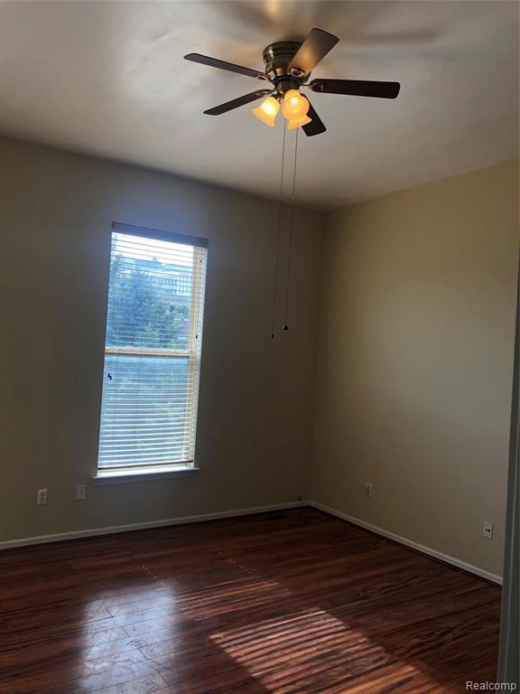 63 Pallister, Unit 9 Detroit, MI 48202 - Photo 6 of 9