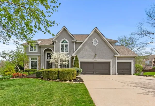 $850,000 | 14009 Lucille Street, Overland Park, KS 66221