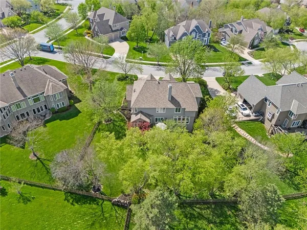 $850,000 | 14009 Lucille Street, Overland Park, KS 66221