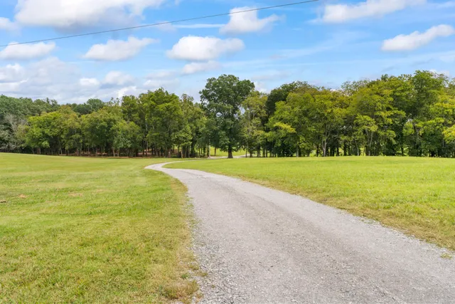 $1,350,000 | 120 Wartrace Creek Road, Wartrace, TN 37183