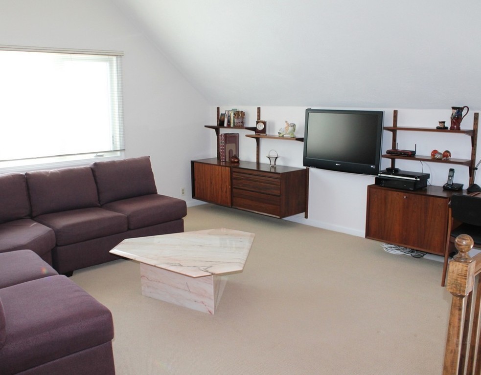 35 Potter Pond, Unit 35 Lexington, MA 02421 - Photo 7 of 21 Gallery Image 7