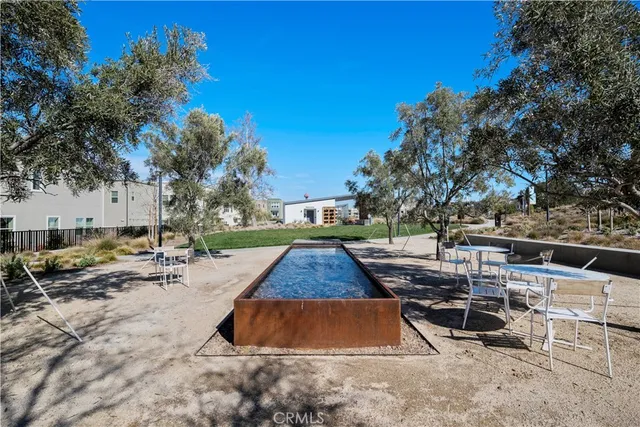 $674,900 | 27422 Pioneer Court, Valencia, CA 91381