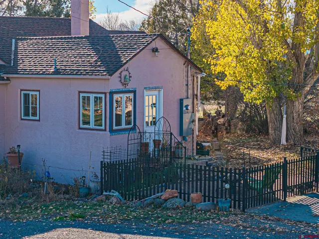 front view of house with a yard