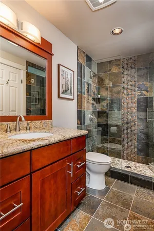 $4,950 | 11056 Southeast 31st Street, Bellevue, WA 98004