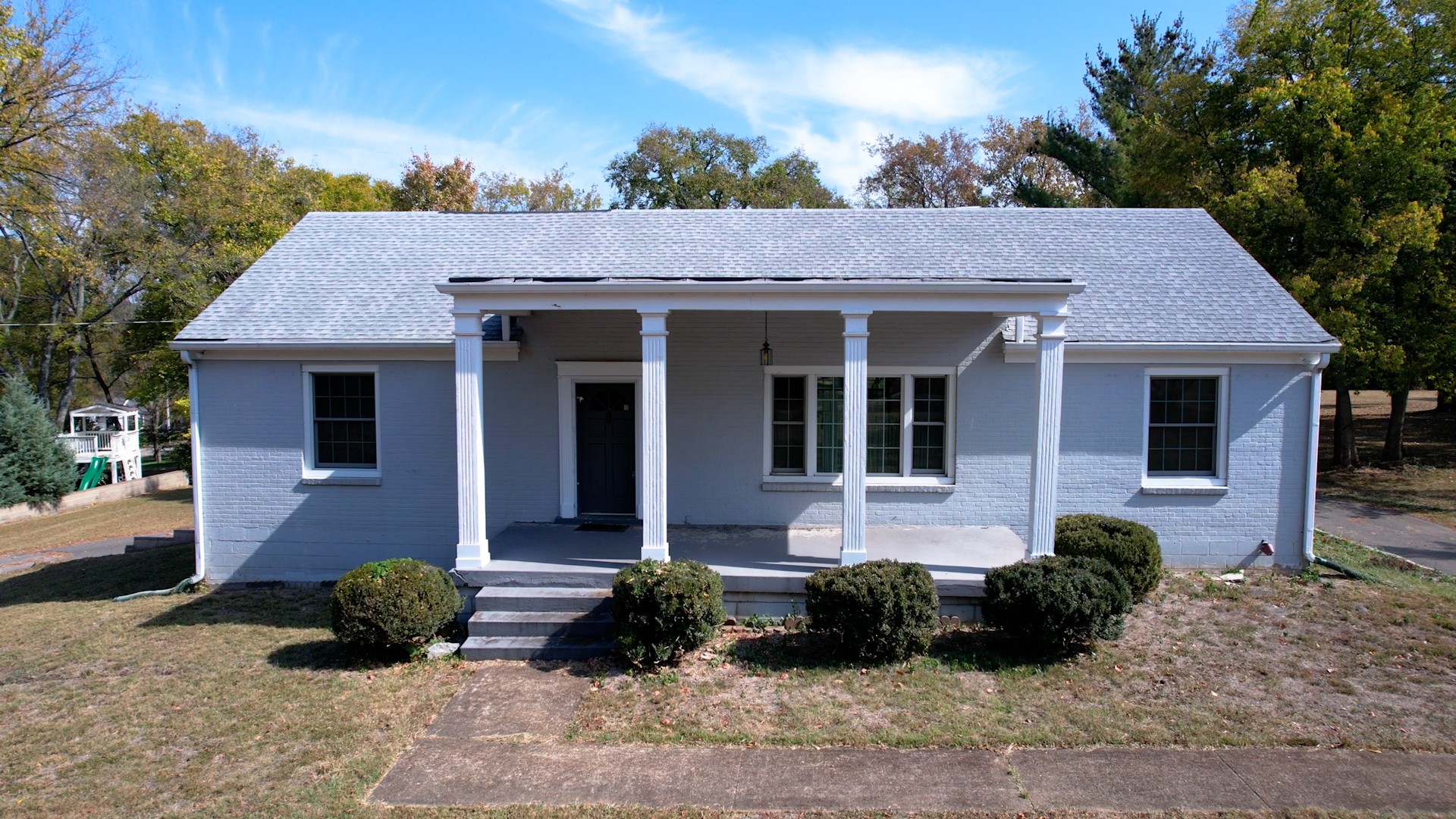 774 Elysian Fields Road Nashville, TN 37204 - Photo 30 of 43 a front view of a house with garden