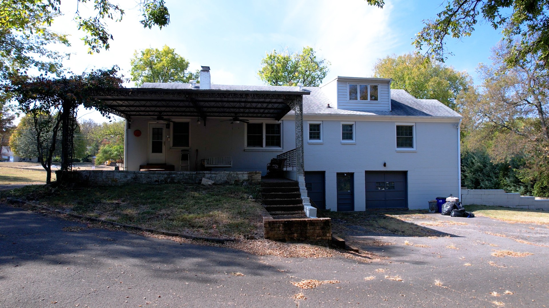 774 Elysian Fields Road Nashville, TN 37204 - Photo 35 of 43 a front view of a house with garden