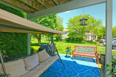$430,000 | 130 Commodore Circle, Port Jefferson Station, NY 11776